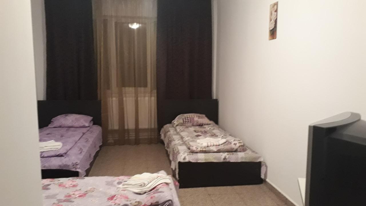 ホテル Casa Dobrescu Centura De Nord クラヨーヴァ エクステリア 写真