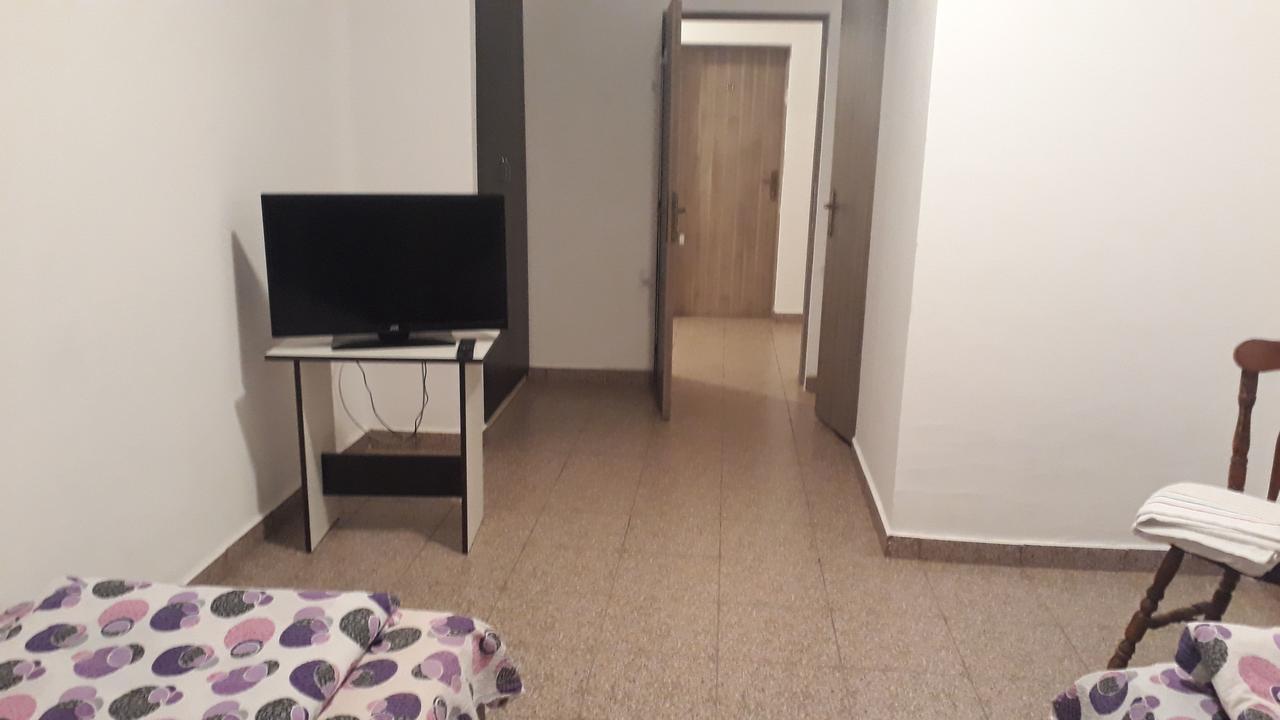 ホテル Casa Dobrescu Centura De Nord クラヨーヴァ エクステリア 写真